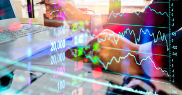 How to Master Stock Market Analysis: 7 Best Tips for Investors